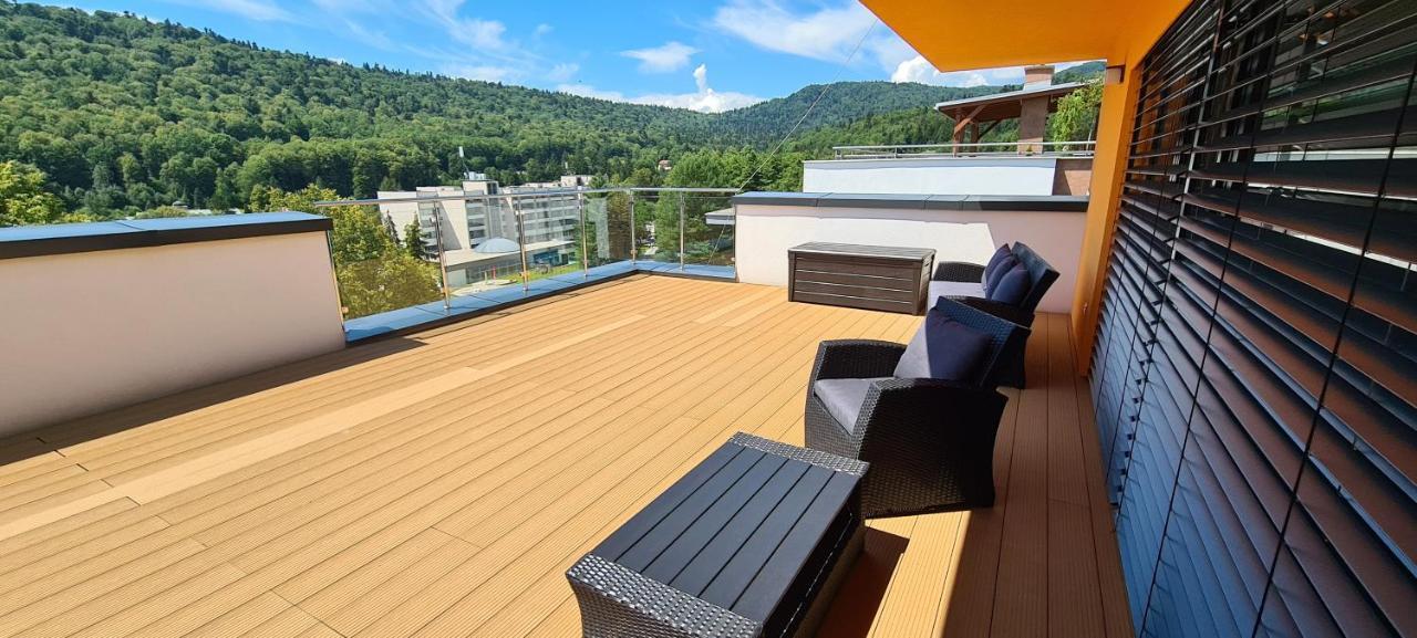 Penthouse Apartman Rezidencia Mineral Бардеевские Купели Экстерьер фото