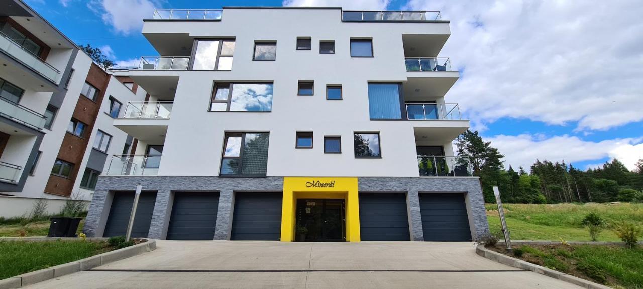 Penthouse Apartman Rezidencia Mineral Бардеевские Купели Экстерьер фото